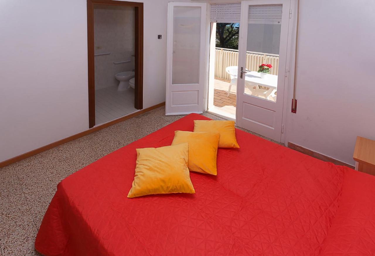 Hotel Amalfi&Dépendance Lignano Sabbiadoro Esterno foto