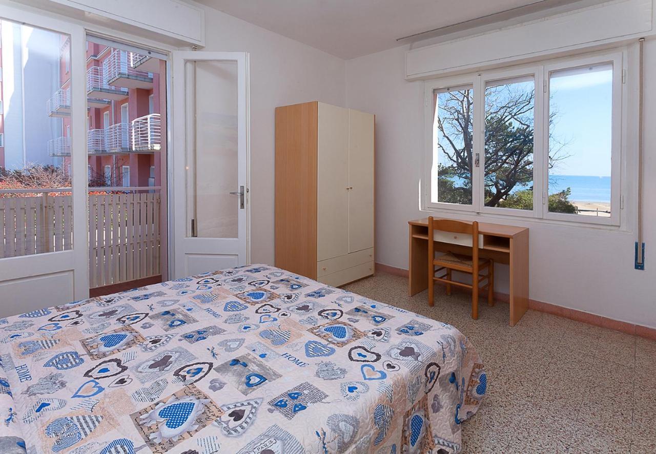 Hotel Amalfi&Dépendance Lignano Sabbiadoro Esterno foto