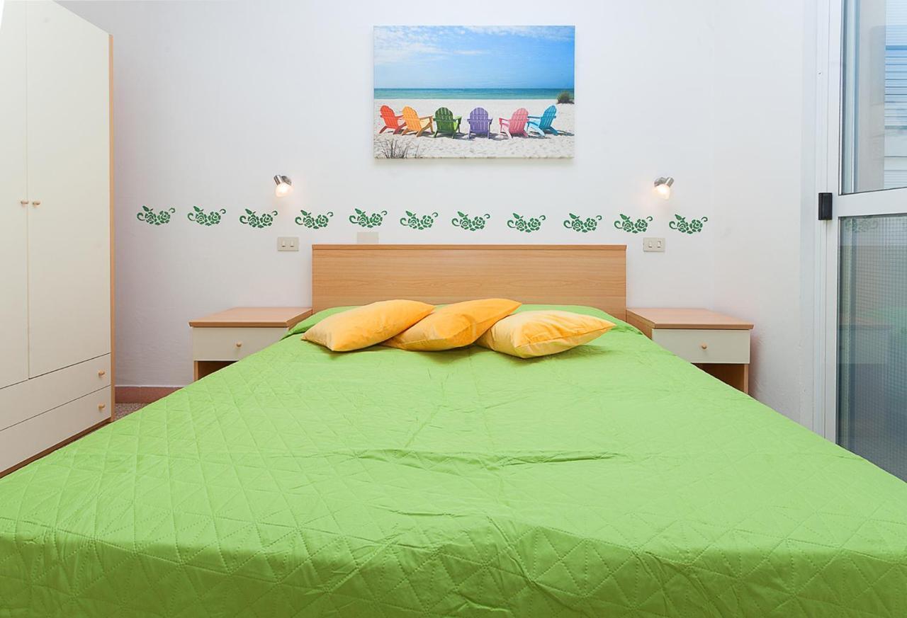 Hotel Amalfi&Dépendance Lignano Sabbiadoro Esterno foto